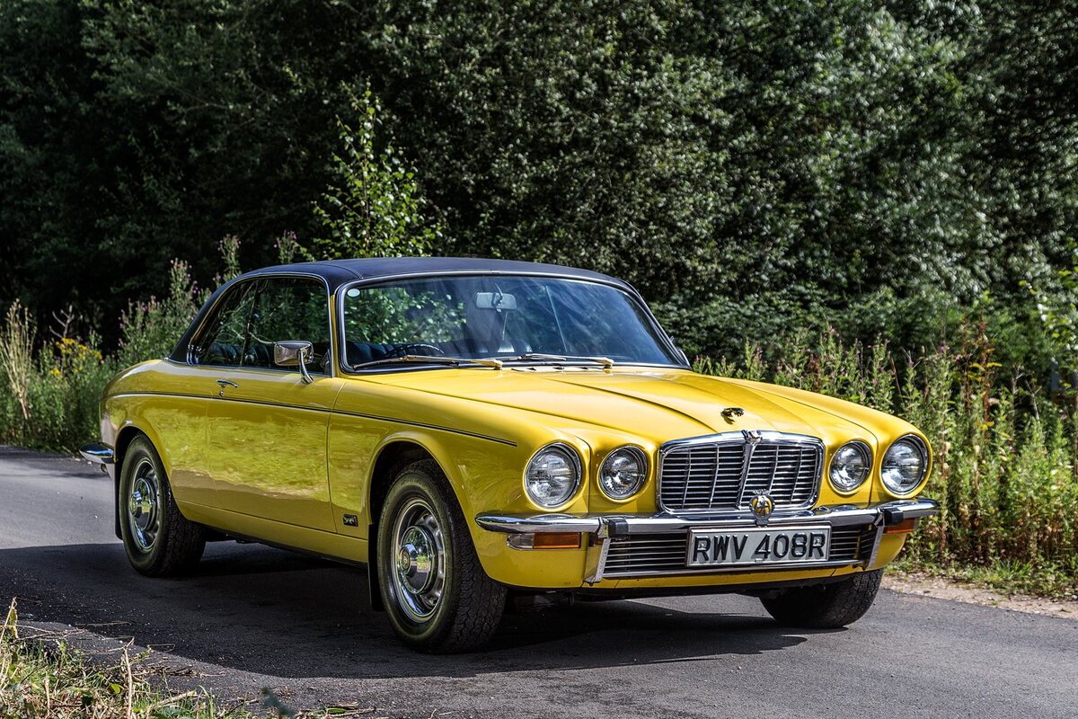 Jaguar xj6