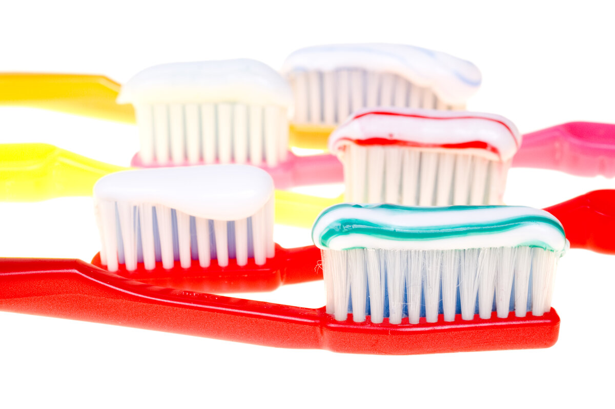 Какая зубная паста полезнее, наша или импортная?