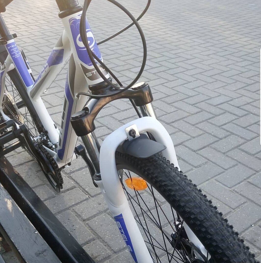 Велосипед простенький, но и я не в марофонах участвую, покататься по городу отличный 