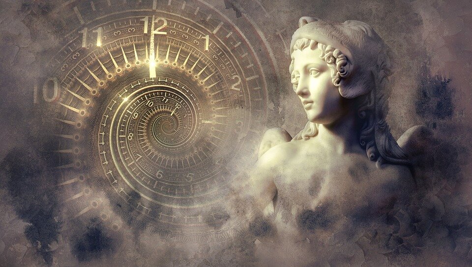 https://cdn.pixabay.com/photo/2017/10/23/02/22/fantasy-2879946_960_720.jpg