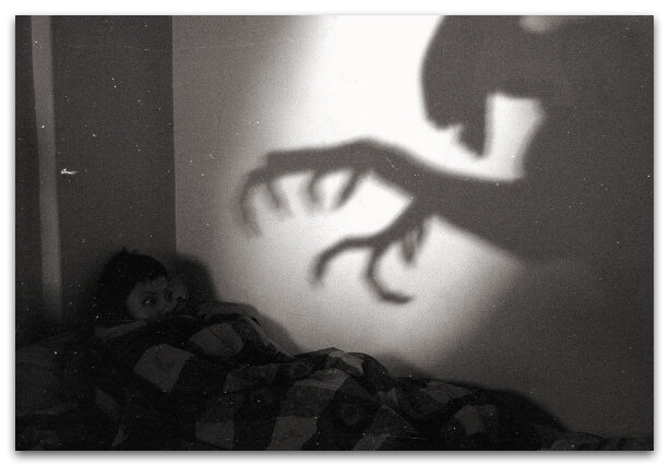 духи в доме,приведение,страх дома