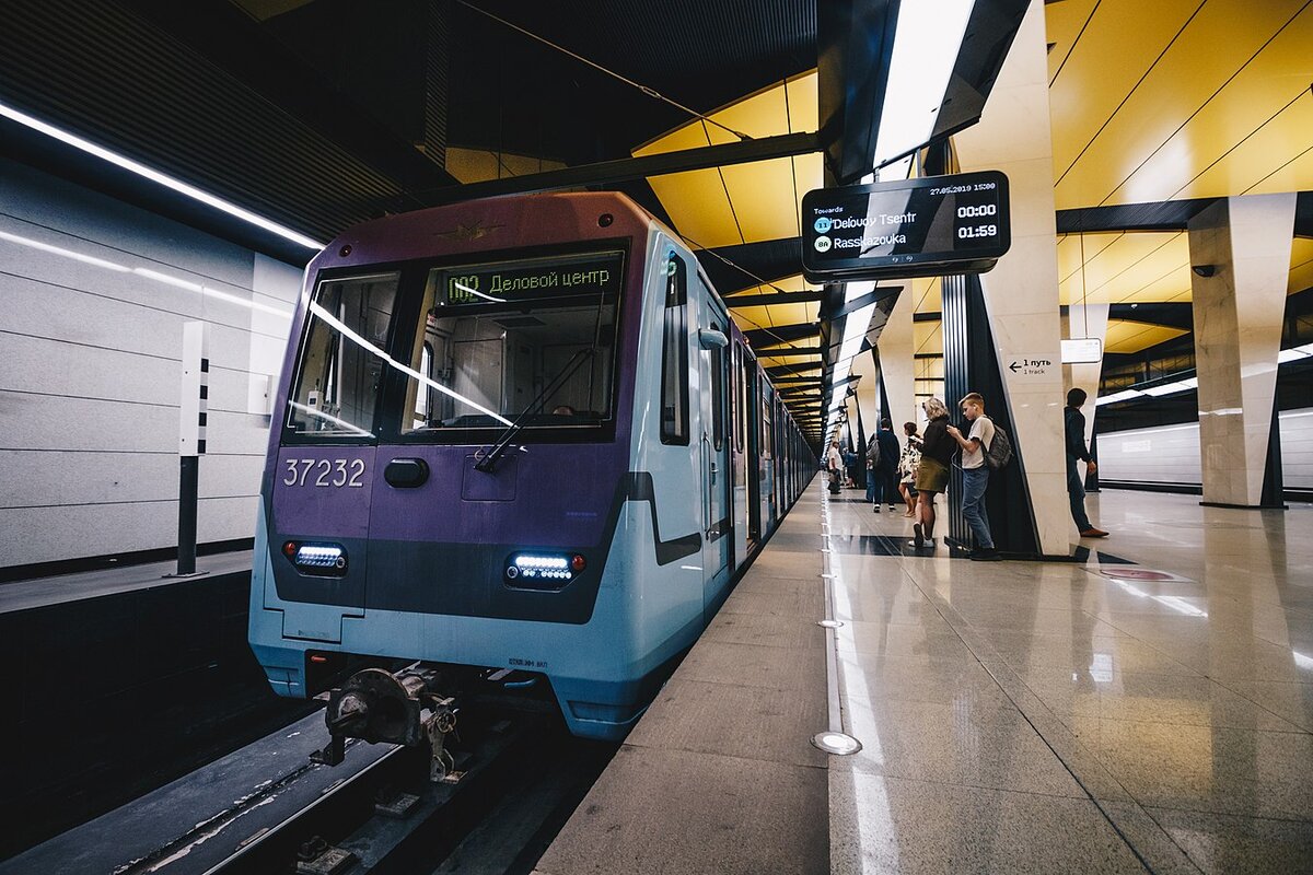 Поезд Ока (81-760/761), источник Wikimedia