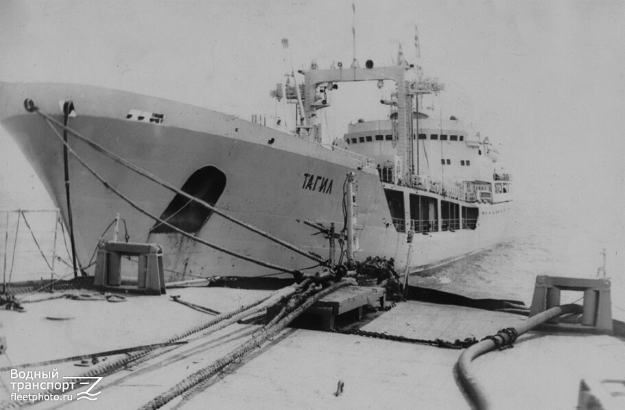 Заброшенные морские танкеры 31-й бригады судов обеспечения Тихоокеанского флота