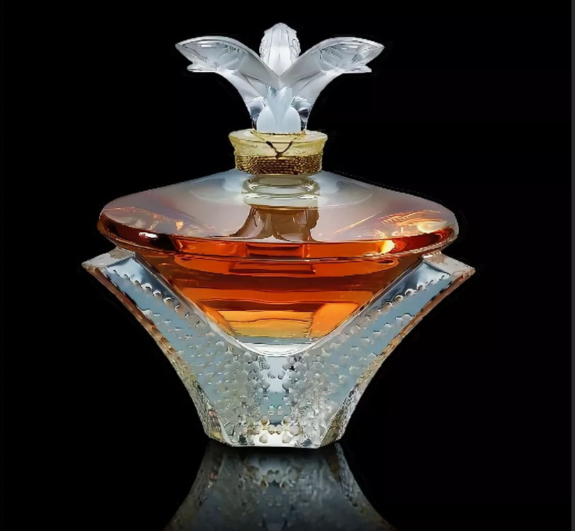 красивые бутылочки для духов. флаконы духов описание. флакон духов. флакон духов диор. парфюмерный флакон гарднер фарфоровый.
