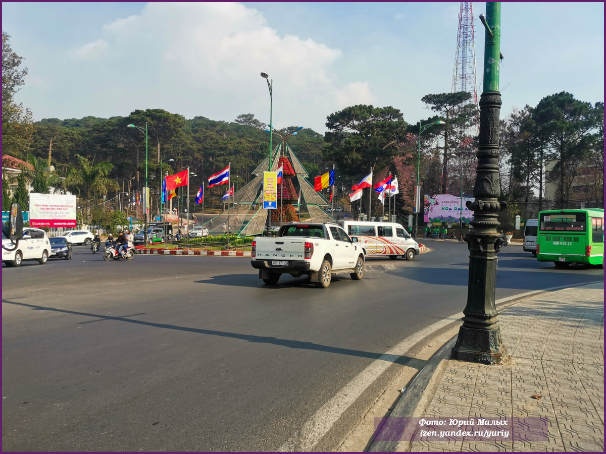 Полумиллионный город без единого светофора. Хаос города Далат (Вьетнам)