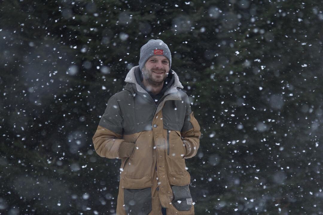 А ты бы дала этому дедуле, красотка? 