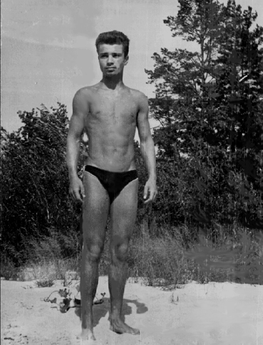  Я в пионерском лагере "Горки". Фото из личного архива.