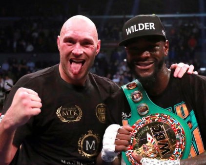 Два бойца готовы замесить дрг друга в ринге.   фото: открытые источники сети.