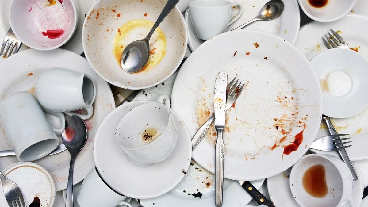 Самый грязный стол в ресторане. Фото из открытых источников