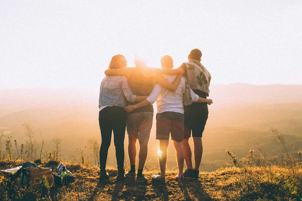 https://unsplash.com/photos/PGnqT0rXWLs