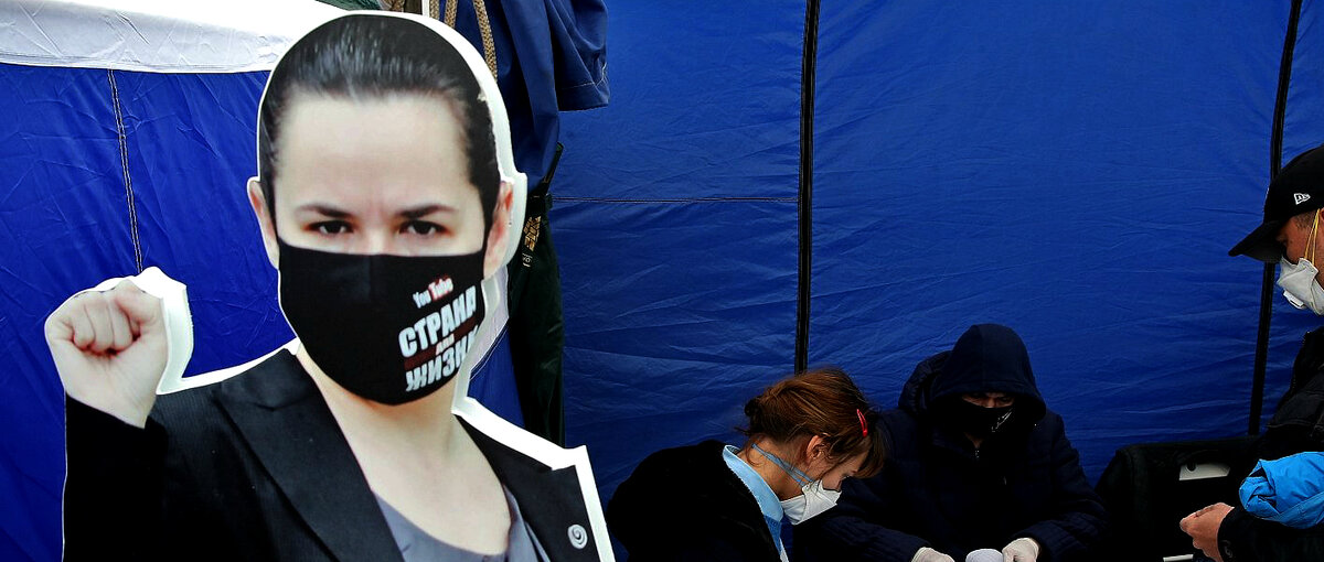 Для России оппозиция вполне нормальная и может устроить Москву.