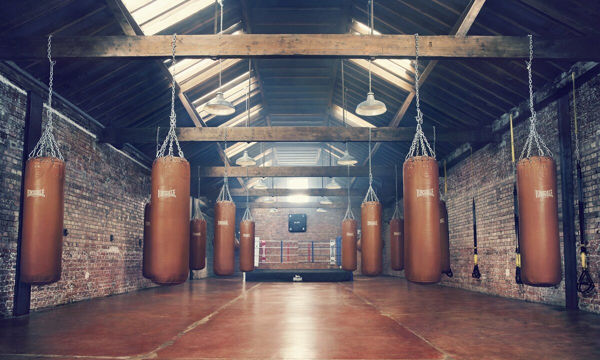 Боксерский спортзал