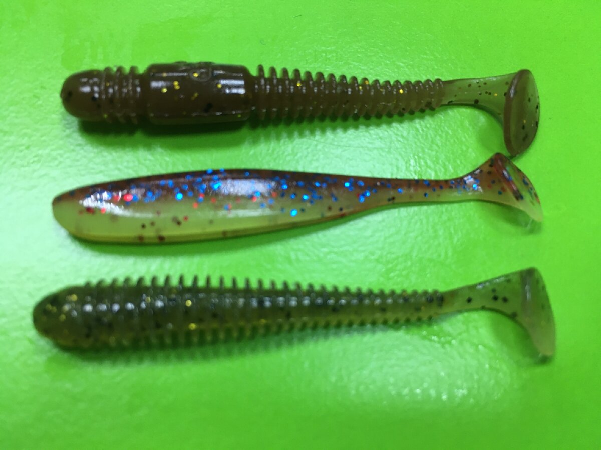 На фото виброхвосты , которые я использую на отводном поводке. Самые лучшие цвета)  