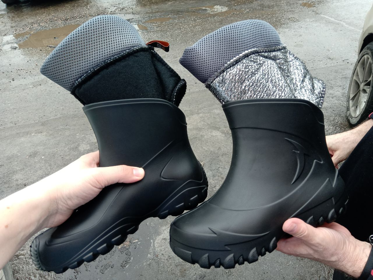 а внешний вид и внутренний носок немного различаются