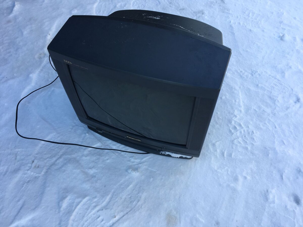 ЭЛТ телевизор Panasonic