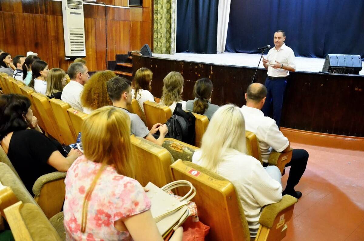 Виктор Тепляков
