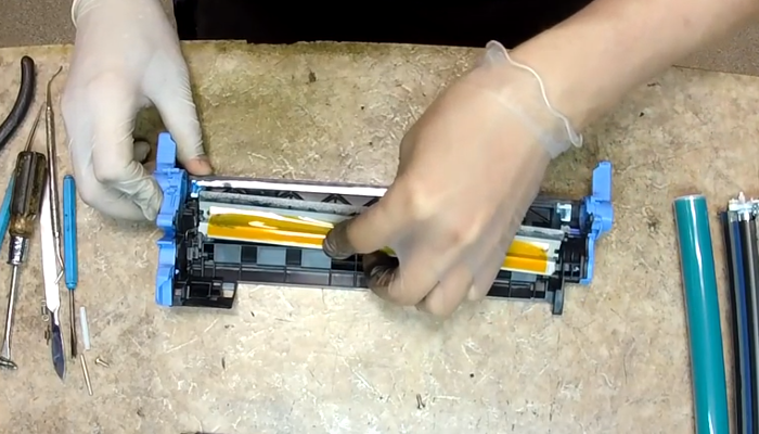 Фото 39. Установили ролик заряда