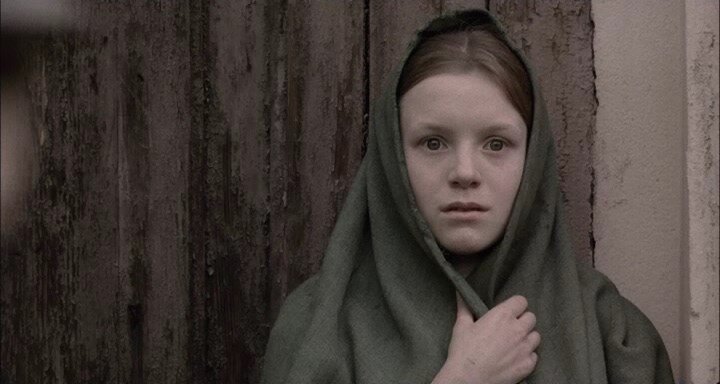 несчастная девушка