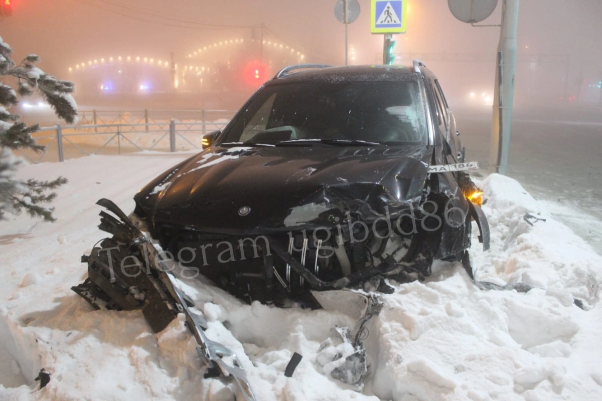    В Югре лишенный прав водитель спровоцировал серьёзную автоаварию