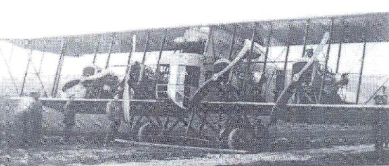 На фото: самолет "Илья Муромец". 