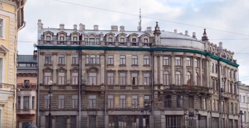 Невский проспект, дом №1.