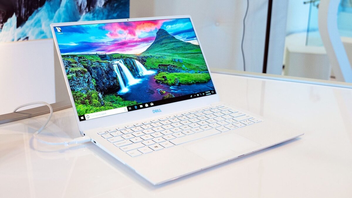 DELL XPS 13 © mobidevices.ru