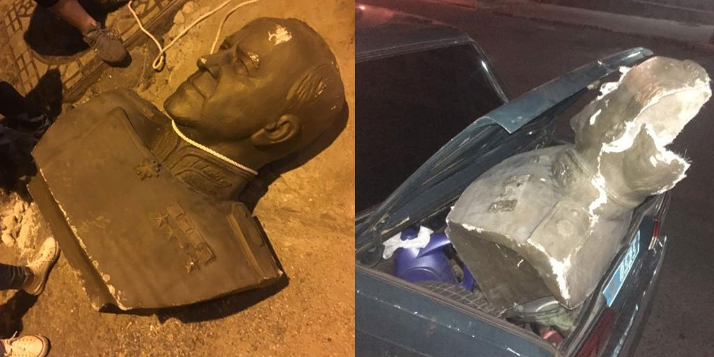 Одесские вандалы отметили День независимости Украины, разбив памятник маршалу Жукову. Фото НТВ