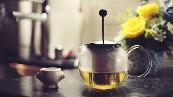 Зеленый чай защитит от старения и простуд