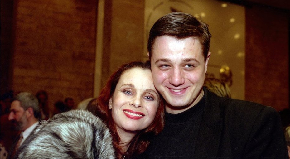 Любовь Полищук и ее сын Алексей Макаров