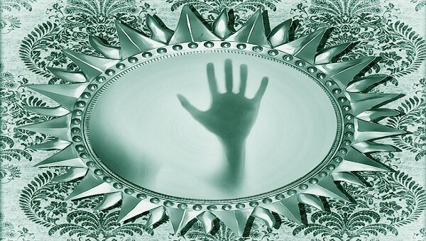 Примета: закрывать зеркала при покойнике