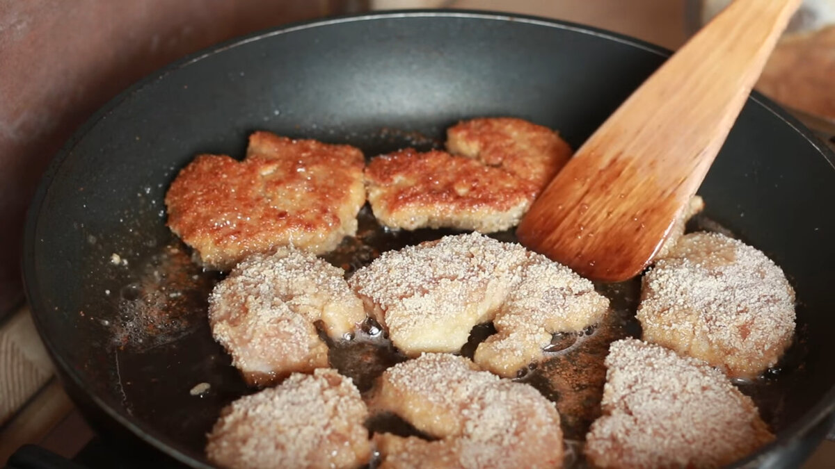 Быстрый и вкусный способ приготовления куриной грудки на сковороде