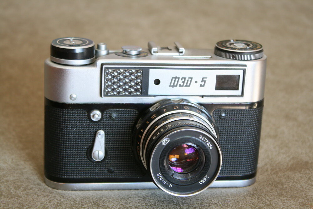 Камера 20х. Фотоаппарат ФЭД 5. Фотоаппарат ФЭД 3. Старый фотоаппарат ФЭД 2. Фотоаппаратура 20 век.