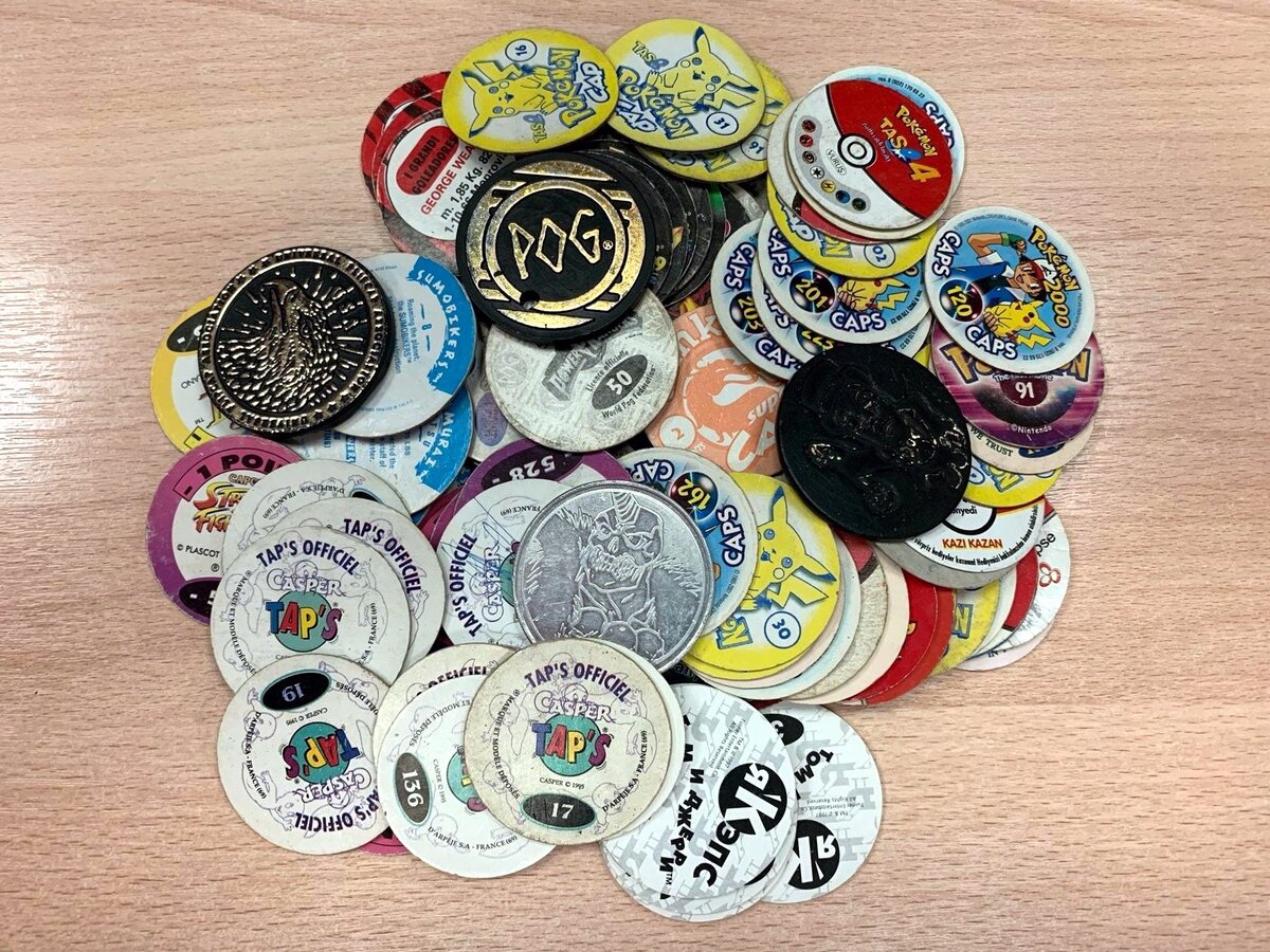 Всё, что сумел найти. Было гораздо больше, а выпускались кэпсы просто тысячами!