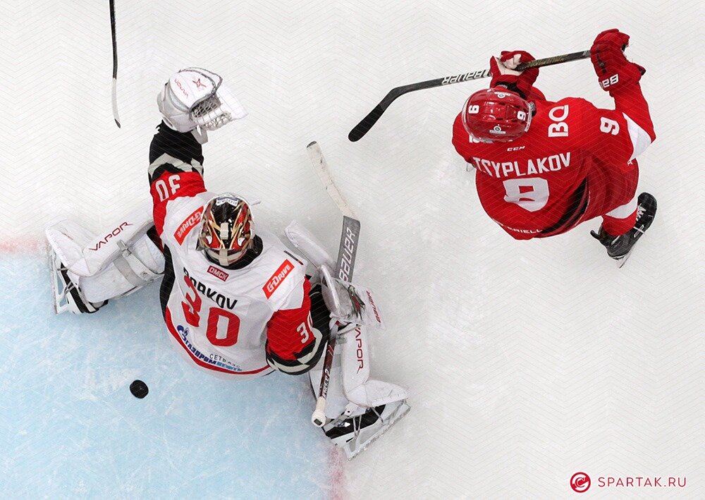 Бобков в этом матче тоже ошибался