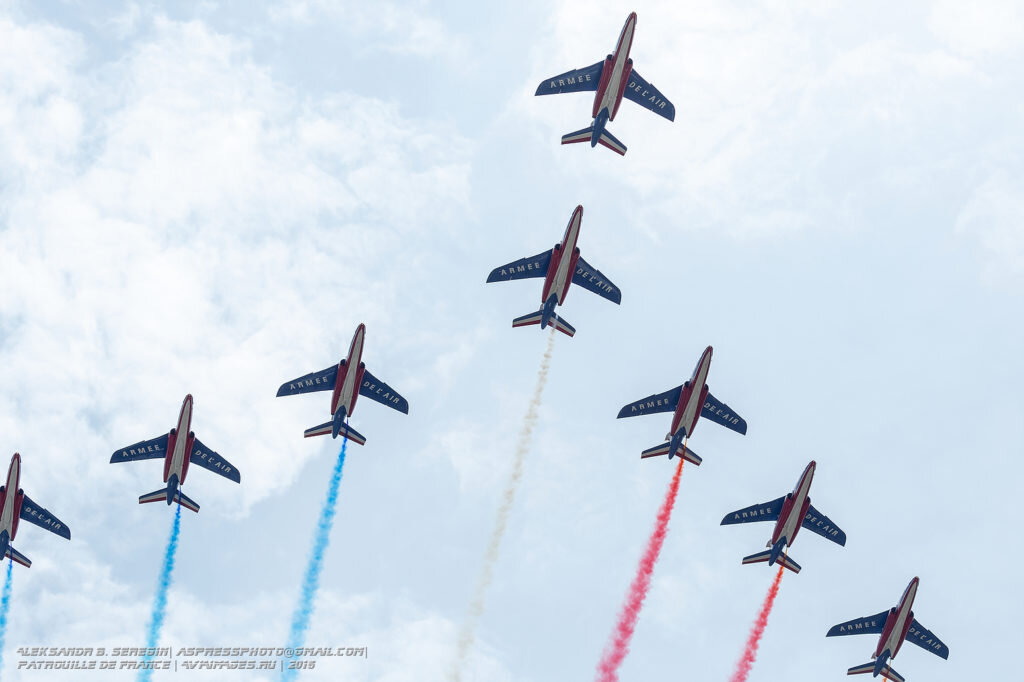    13 июня 2015 года, выступление пилотажной группы Patrouille de France  на церемонии открытия гонки 24 часа Ле-Мана, Франция, фотокорреспондент  Александр Серёгин (AviaImages.RU, ASppaImages.COM) | Фототехника Canon  