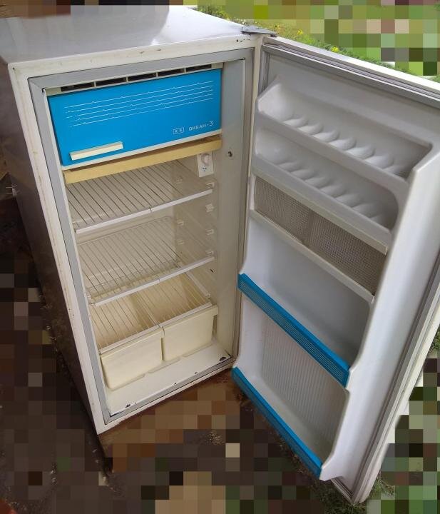 холодильник бирюса 22 2-х камерный. авито чистополь холодильники. холодильник индезит трехкамерный морозильник снизу. продается холодильник. продается холодильник.
