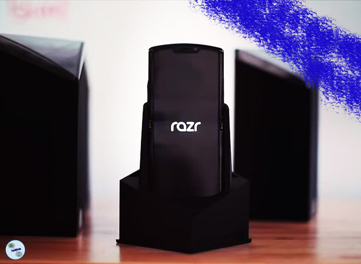 Смартфон Motorola Razr 2019