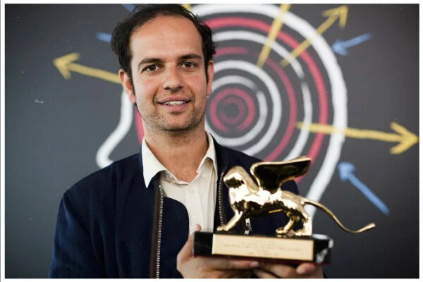 британско-германский художник Тино Сехгал