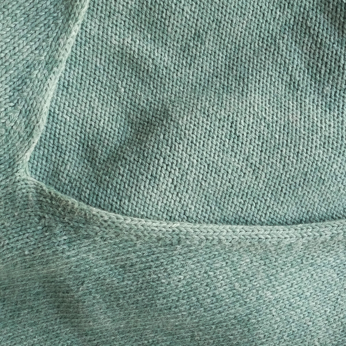 V-образная горловина-образная горловина