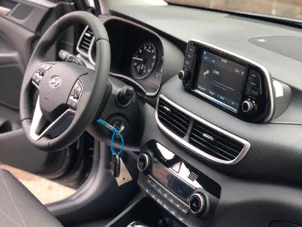 Салоны Киа и Спортаж. 