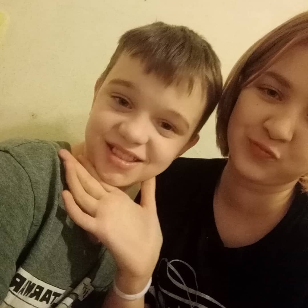 12 Летние пацаны делают нечто в ванной