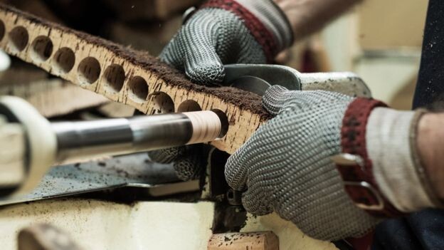 Эмили МакОлифф Би-би-си, Лиссабон