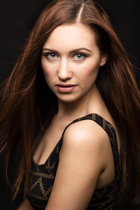 Женские глаза (фото с сайта pixabay.com)