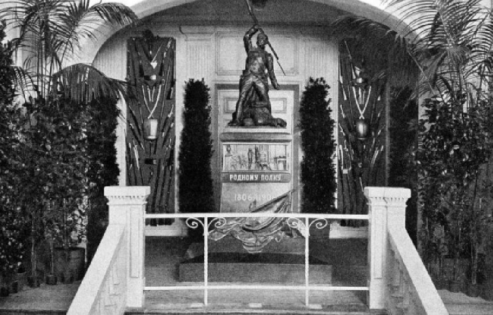 Памятник Леонтию Коренному