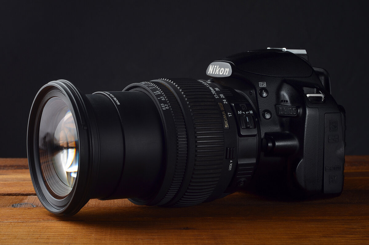 Sigma DC 17-70mm 1: 2.8-4 MACRO HSM Optical Stabilizer Review Happy