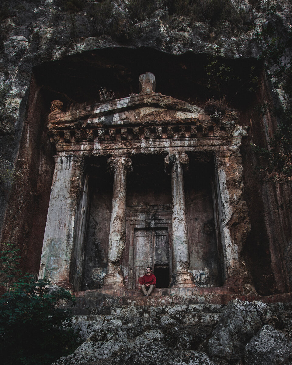 Ещё день назад я наслаждался гробницами в Турции, а сегодня меня ждет невероятное приключение