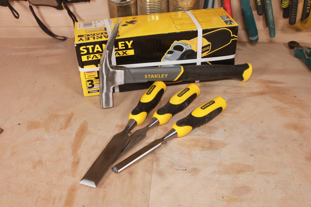 Заехал в Леруа и увидел, как мужики на расхват забирают болгарки по ...