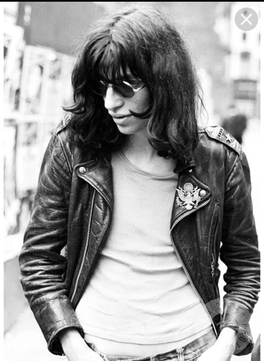 Джоуи Рамон