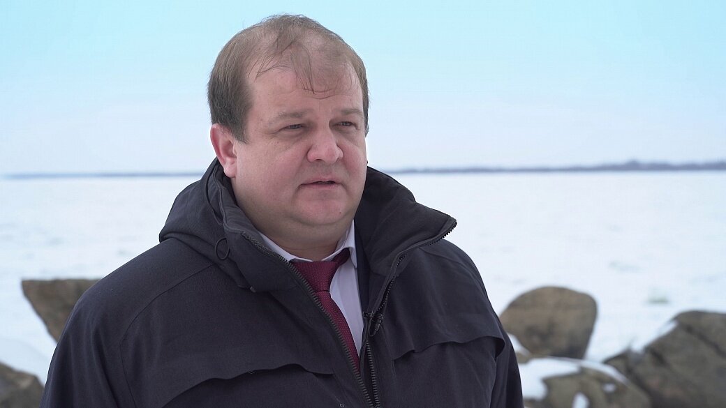 Сенатор Сергей Безденежных