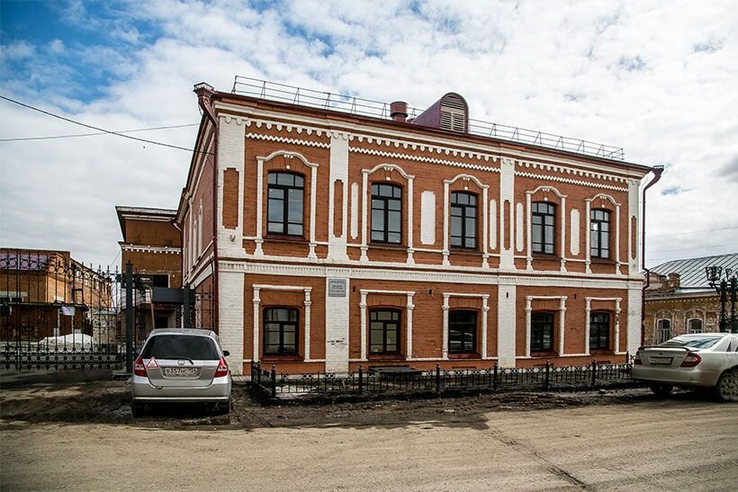 Дом мещанина Павла Пяткова, построенный во второй половине XIX века. 